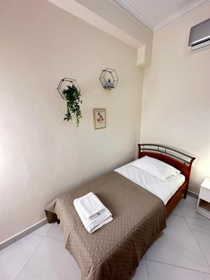 Comfort Inn Athén Kültér fotó